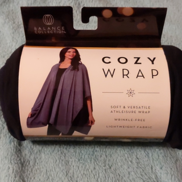 Balance Collection Cozy Wrap - Picture 4 of 5